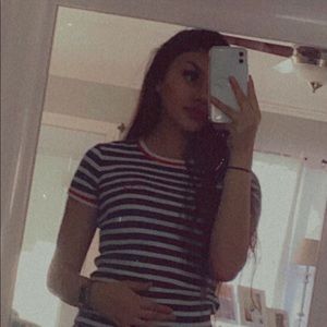 Meet your Posher, Vanessa